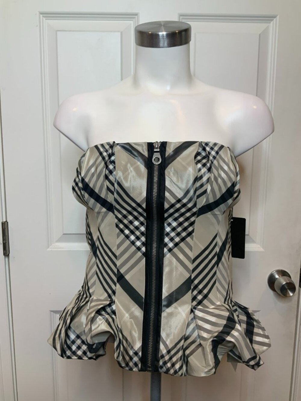 L.A.M.B. Gray Taffeta Plaid Zip Front Corset Top, Size 8, NWT!